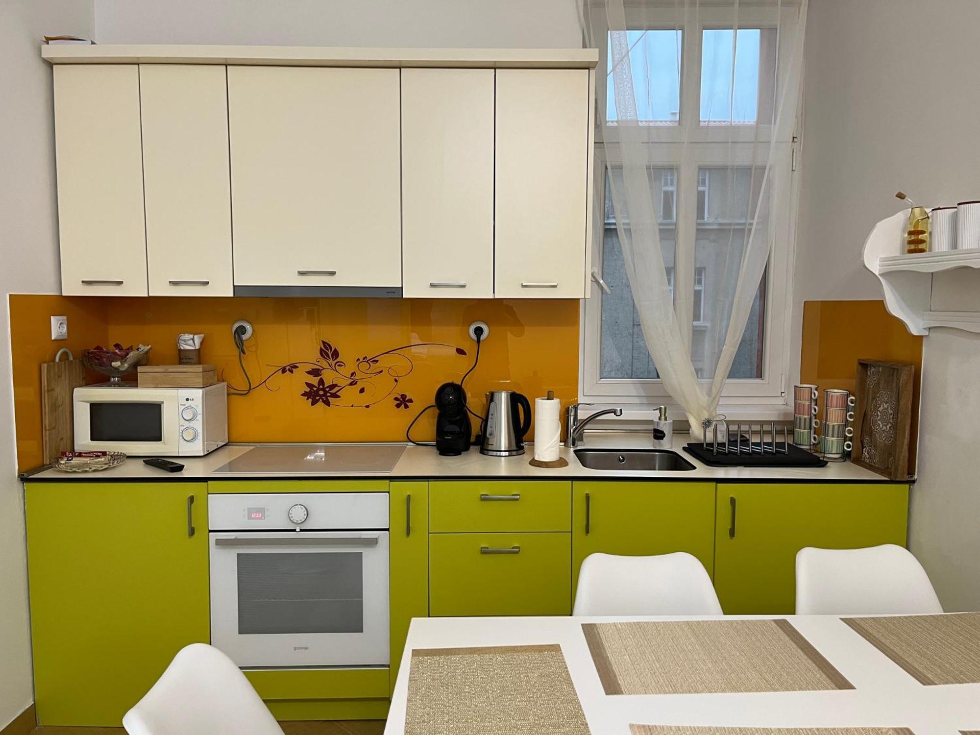 Main Street Retreat Apartment With Free Parking 塞拉耶佛 外观 照片